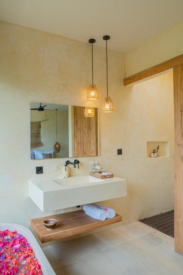 Olea Villas Resort Kuta  Ngoại thất bức ảnh